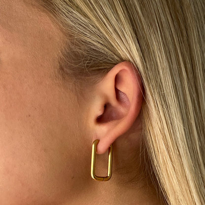 Maddie Hoops