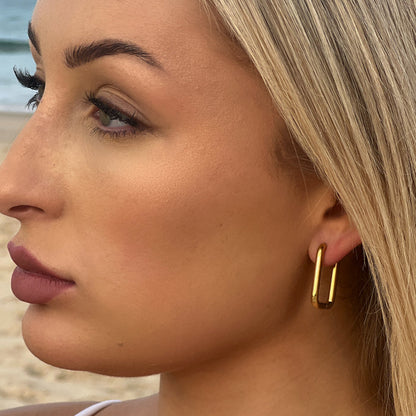 Maddie Hoops
