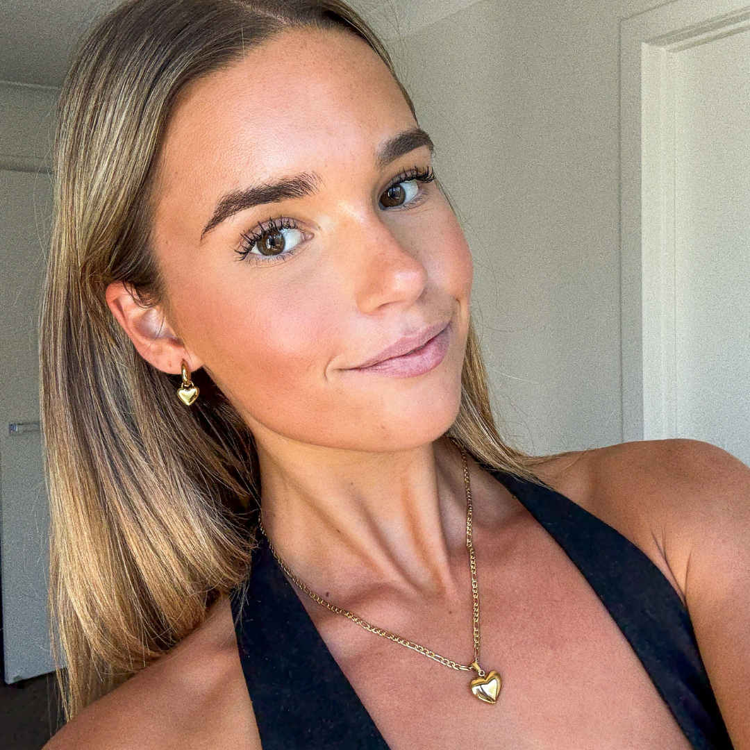 Amora Necklace